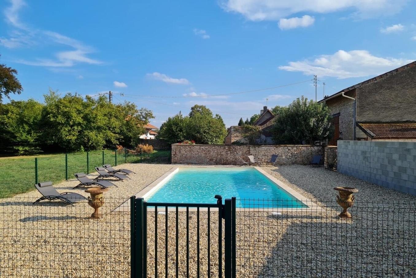 Gasthaus La Colombire Family House With Swimming Pool Ratenelle Exterior foto